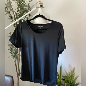 Ministry of Supply Shirt versatile light weight black top